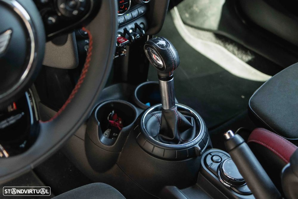 MINI 3 Portas John Cooper Works Aut. - 21