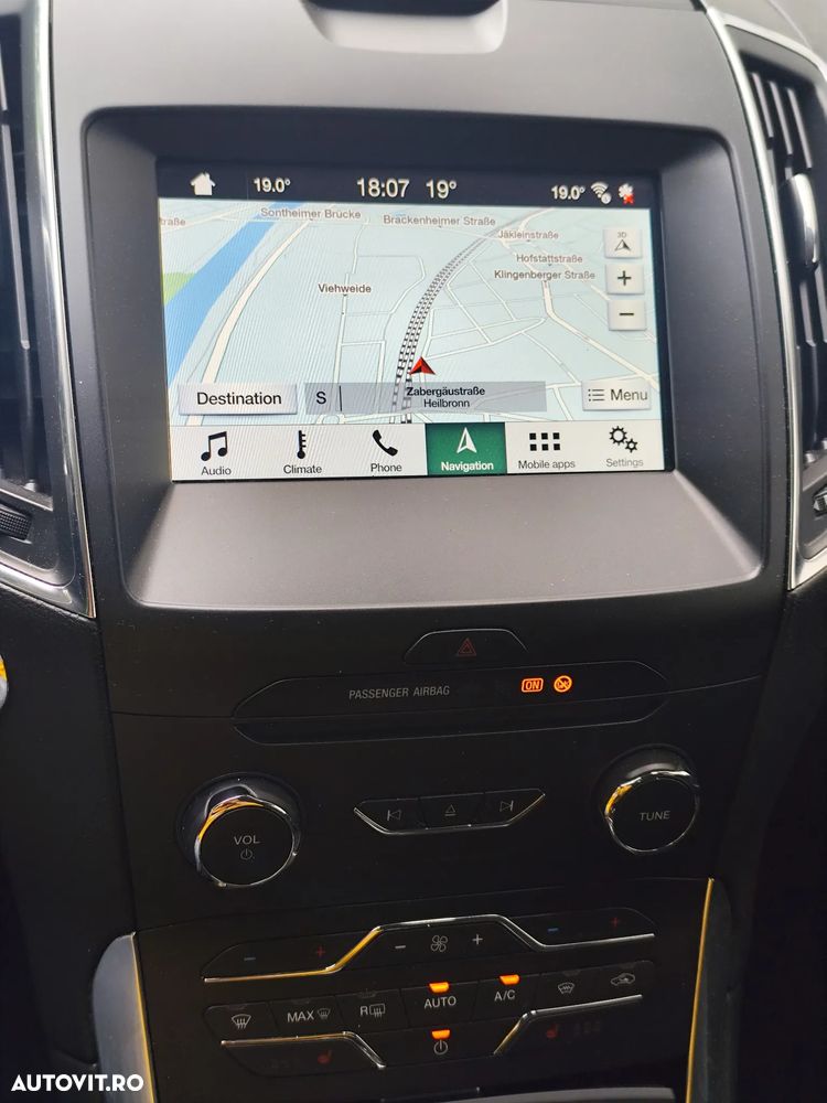 Ford S-Max 2.0 TDCi Powershift Titanium - 4