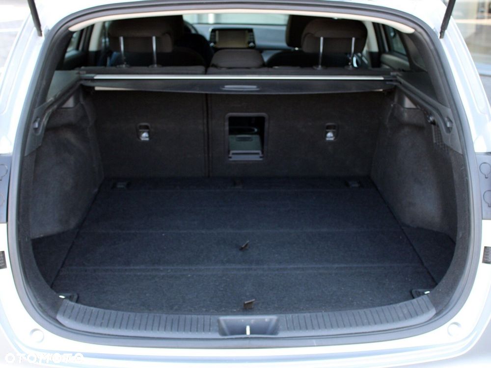 Hyundai i30 1.5 T-GDI 48V Smart - 13