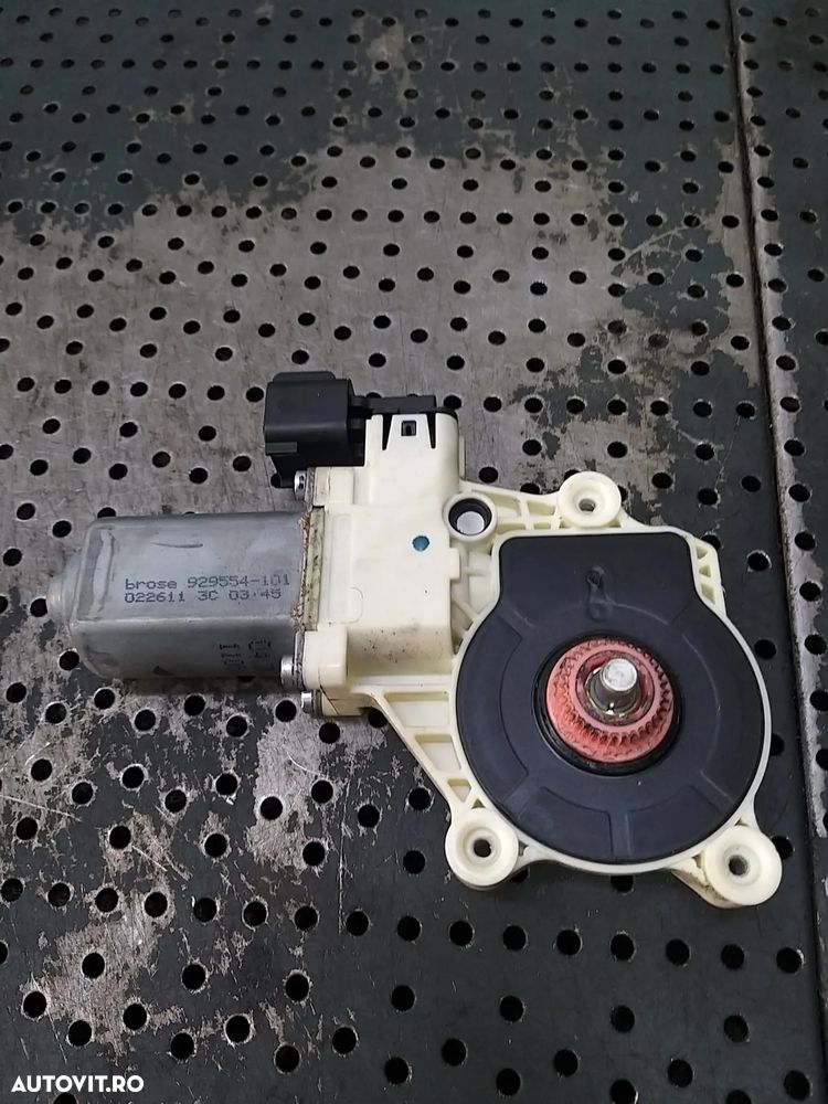 Motoras macara dreapta fata ford focus 3 scurt 929554101 - 2