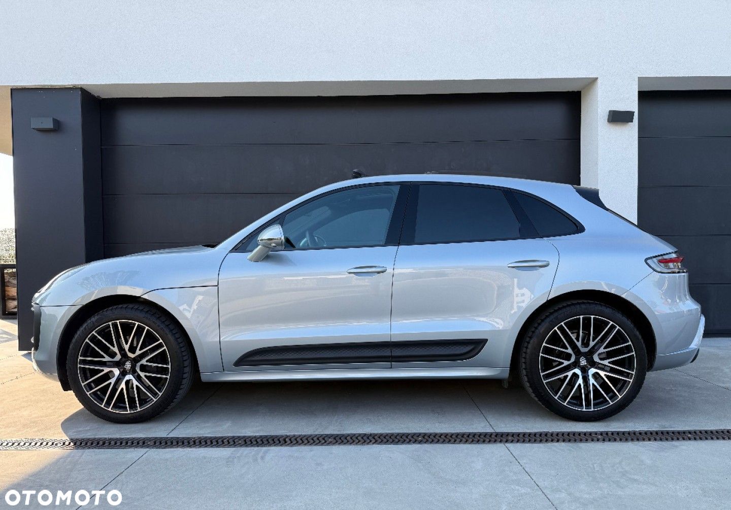 Porsche Macan T - 1