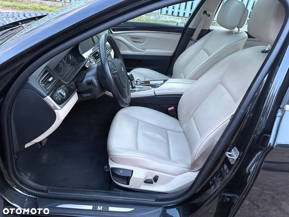 BMW Seria 5 535i - 8