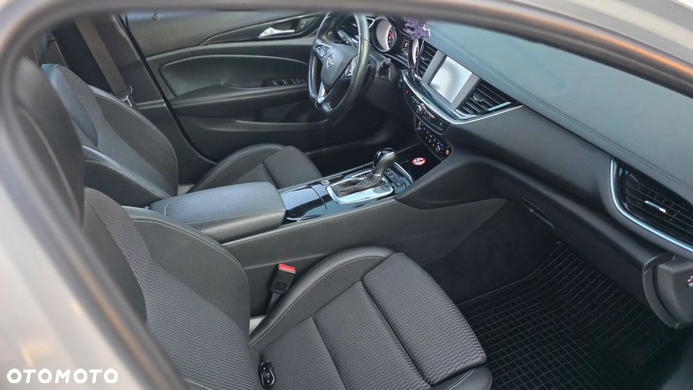 Opel Insignia - 7