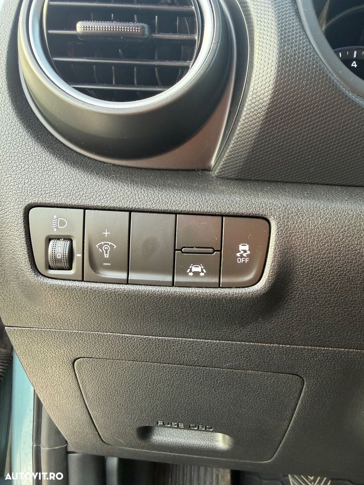 Hyundai KONA 1.0 T-GDI 120 CP 6MT 2WD Highway - 11