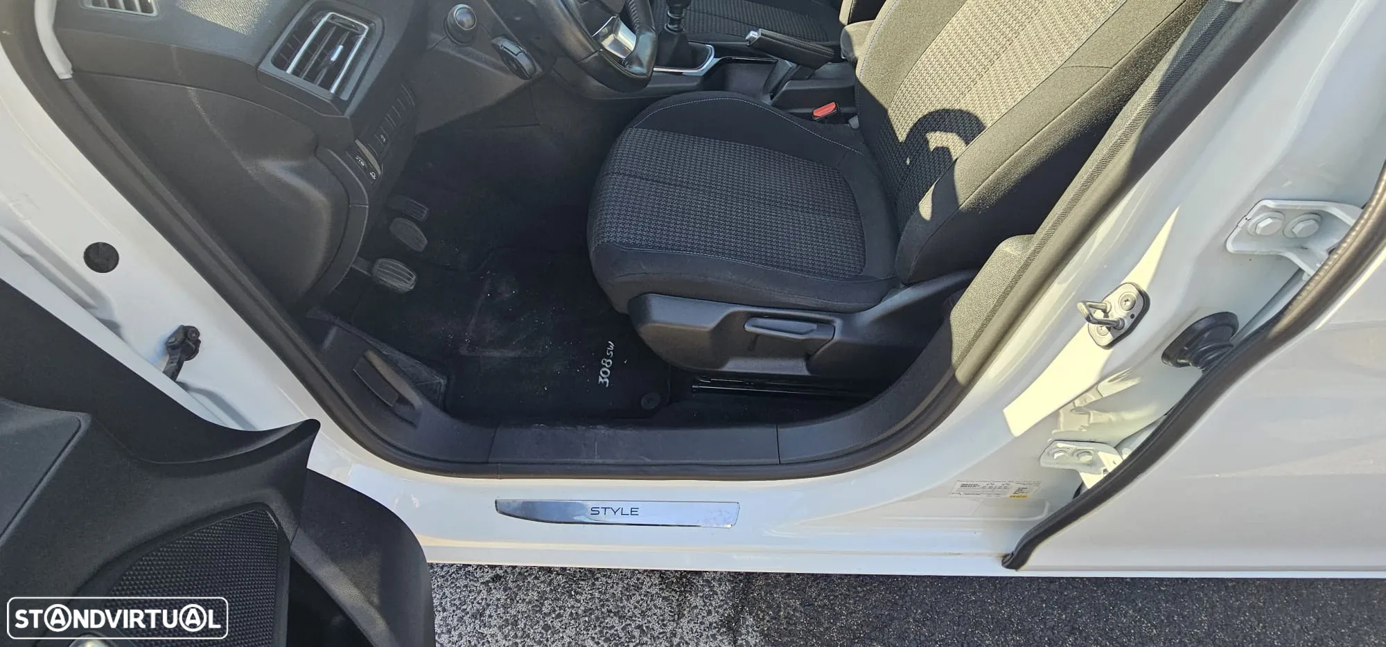 Peugeot 308 SW 1.5 BlueHDi Active Pack - 17
