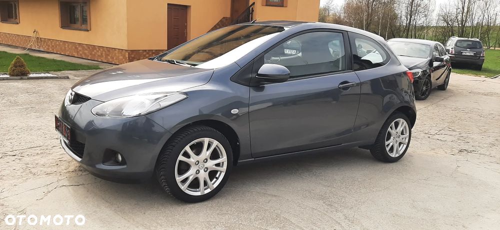 Mazda 2 - 24