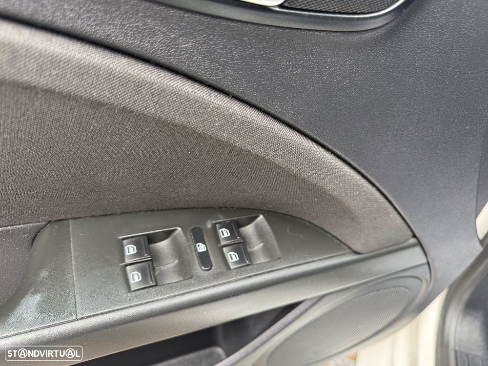 SEAT Leon 2.0 TDI FR - 14