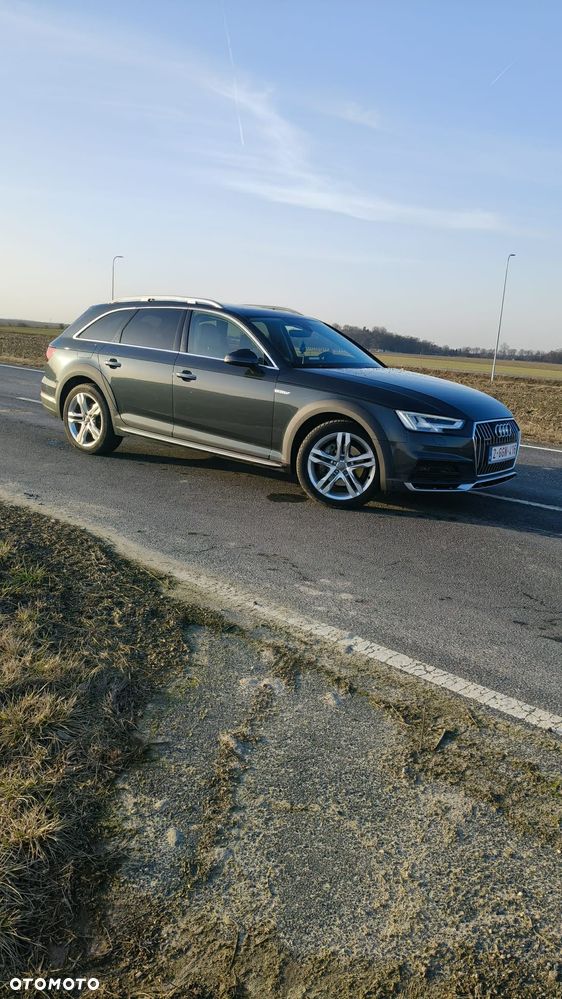 Audi A4 Allroad - 30