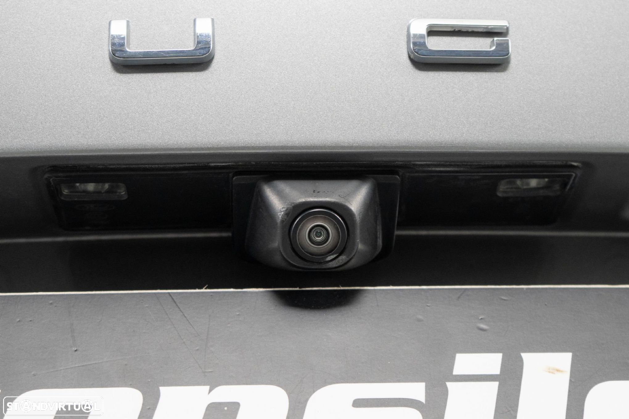 Ford Kuga - 13