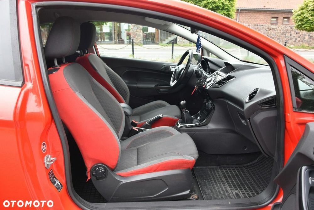Ford Fiesta 1.6 TDCi Sport - 8