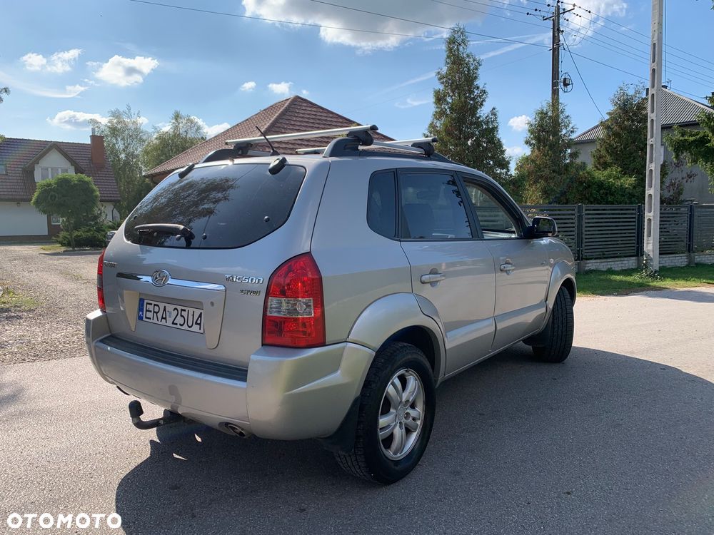 Hyundai Tucson 2.0 CRDi Premium - 4