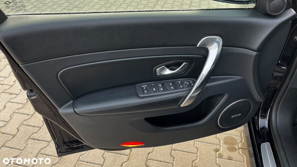 Renault Latitude - 11