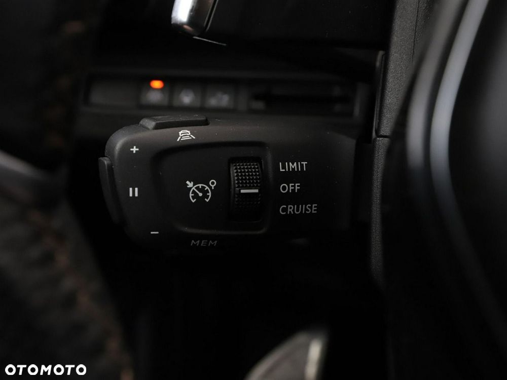 Peugeot 3008 1.6 PureTech GT S&S EAT8 - 38