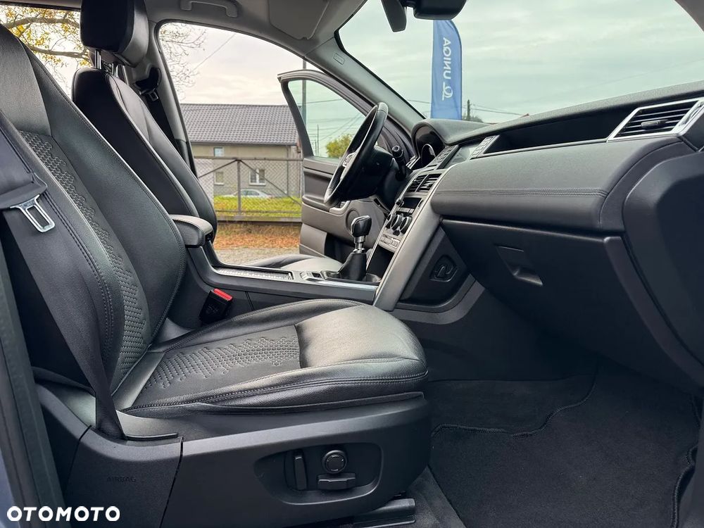 Land Rover Discovery Sport - 32