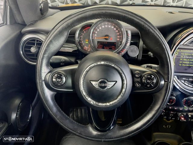 MINI 3 Portas Cooper Aut. - 9