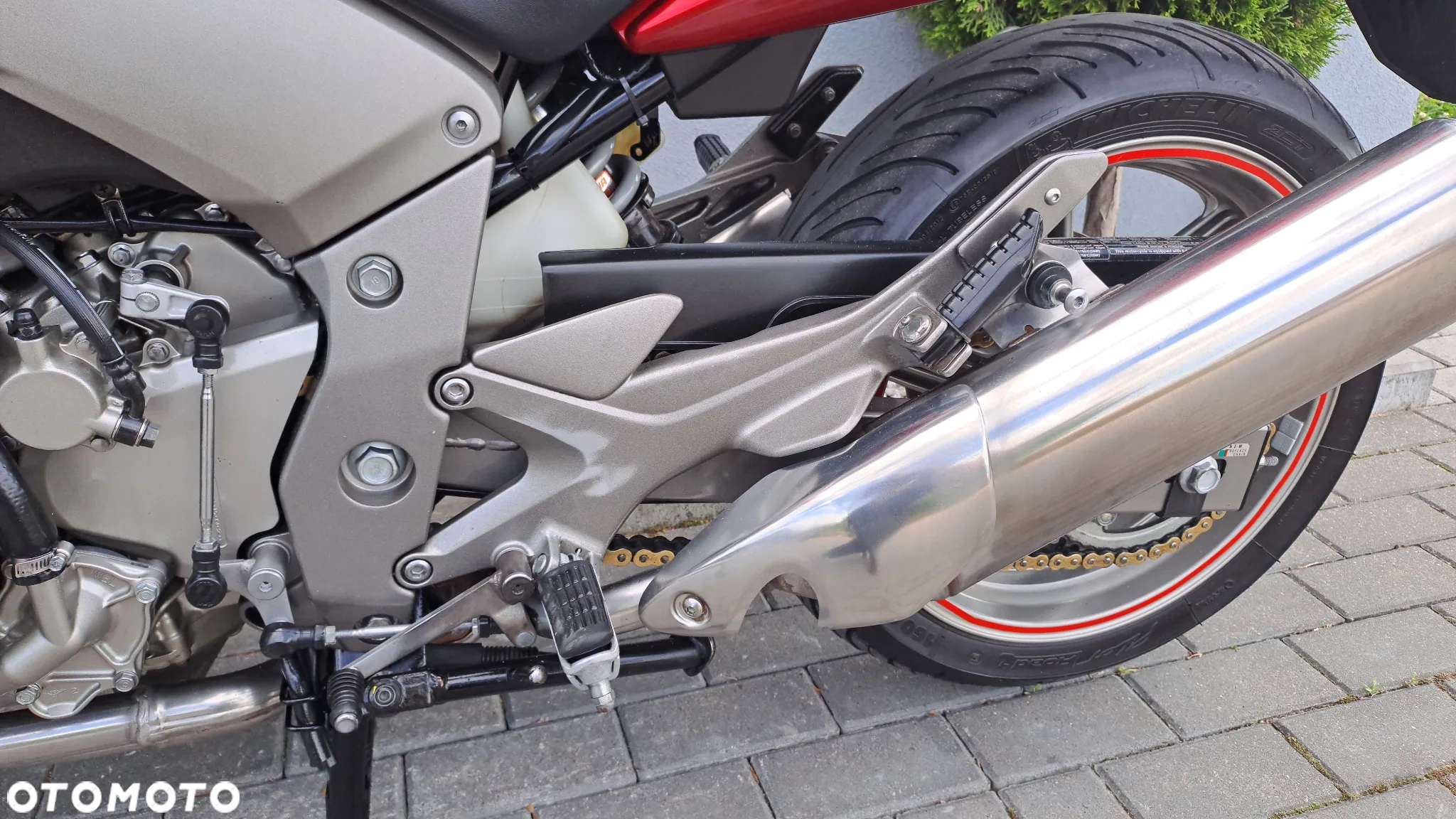 Honda CBF - 32