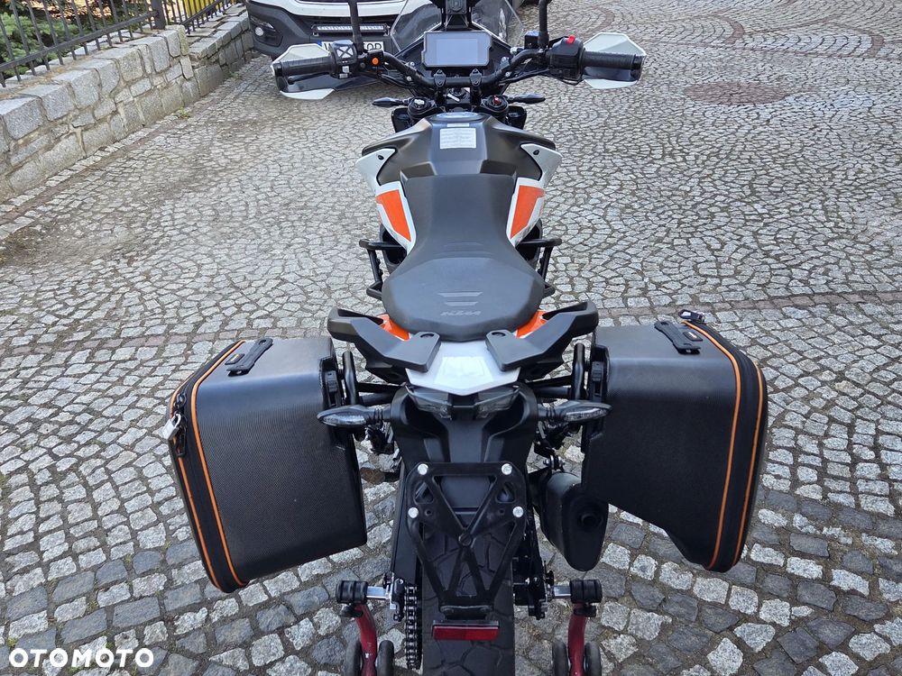 KTM Adventure - 33