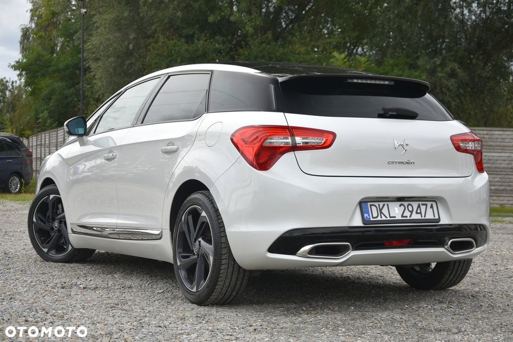 Citroën DS5 HDi 165 SoChic - 6