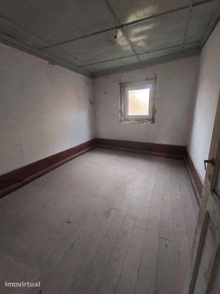 Casa de Aldeia, Na zona de Senhorim/Nelas - Grande imagem: 4/12