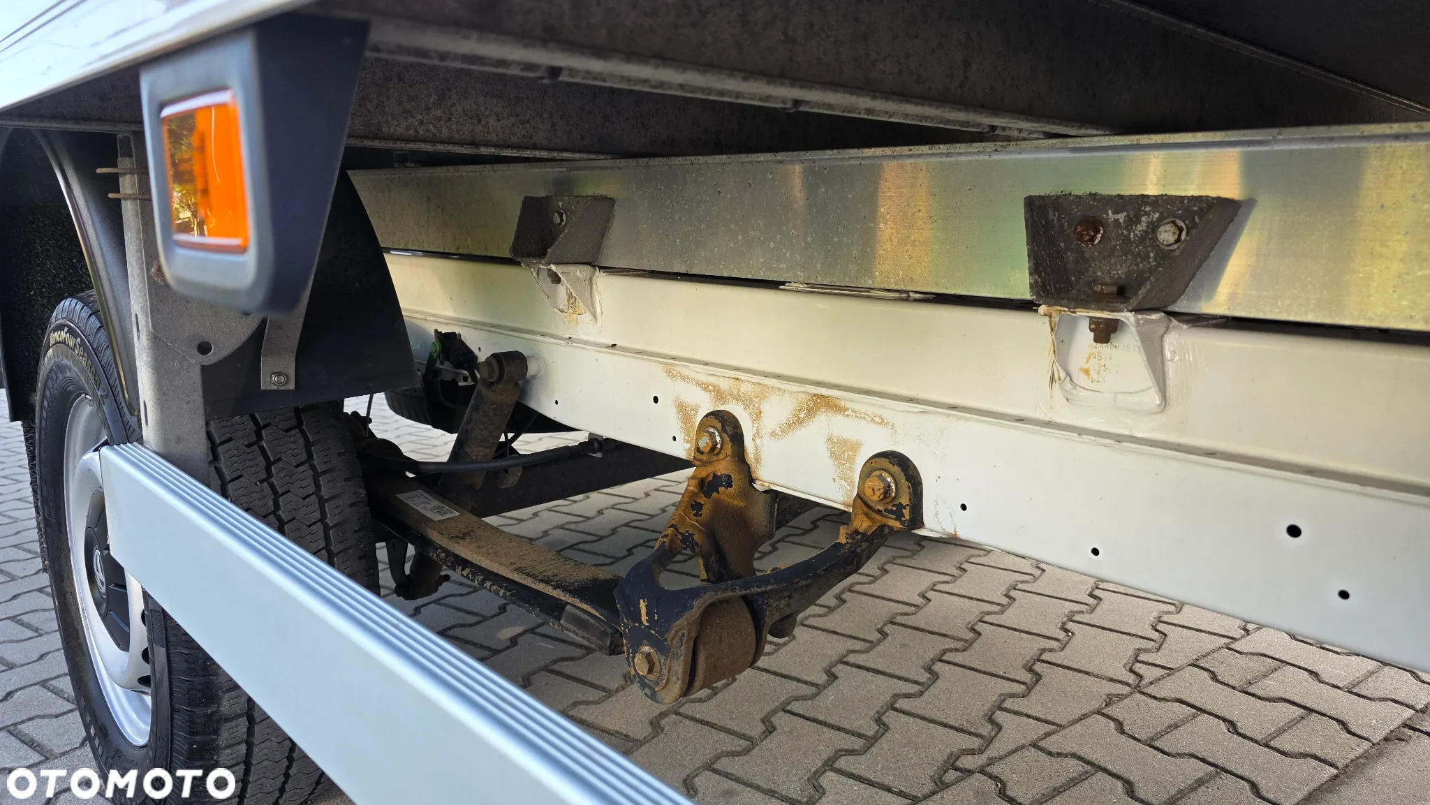 Volkswagen Crafter - 14