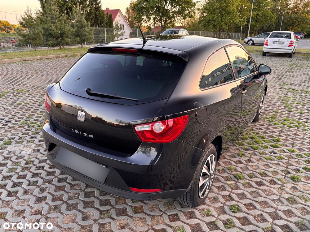 Seat Ibiza SC 1.4 16V Sport - 8