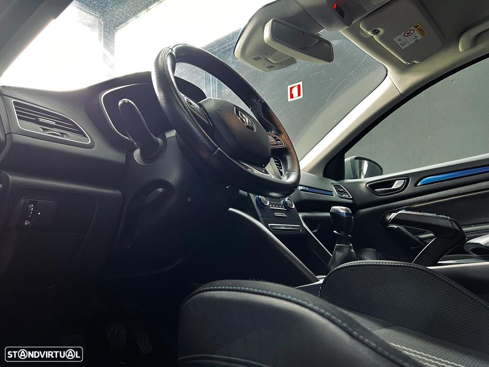 Renault Mégane 1.5 Blue dCi GT Line - 17