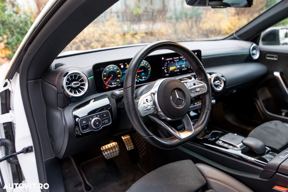 Mercedes-Benz CLA - 17