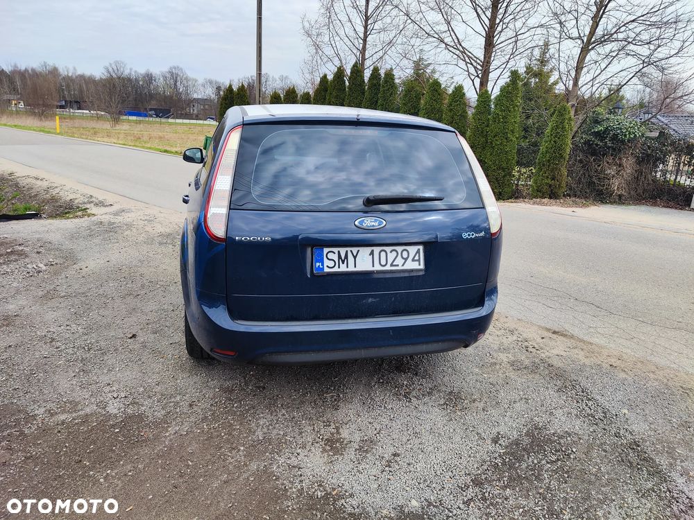 Ford Focus 1.6 TDCi DPF Style+ - 8