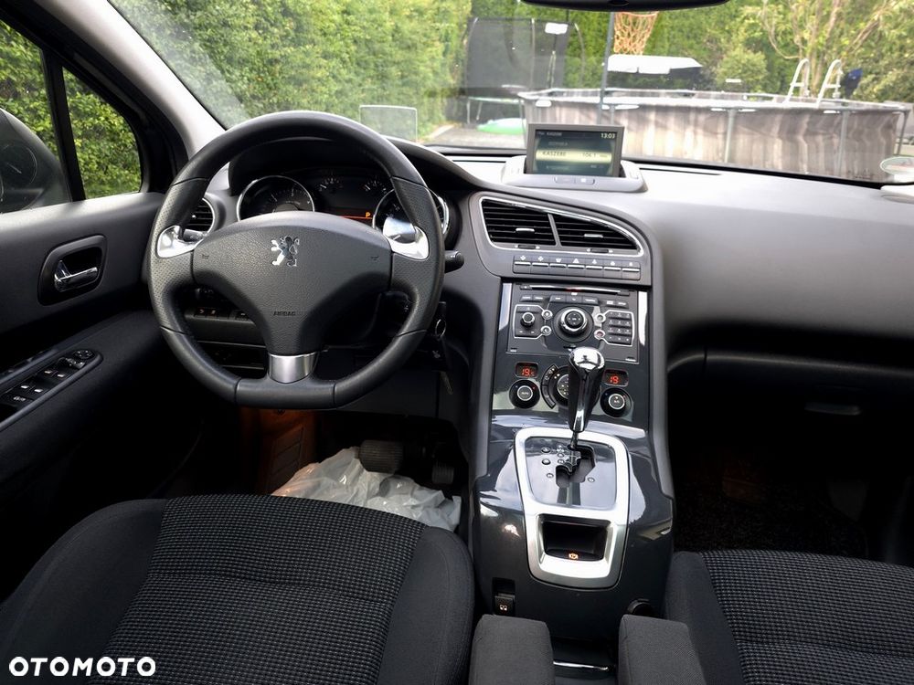 Peugeot 5008 - 4