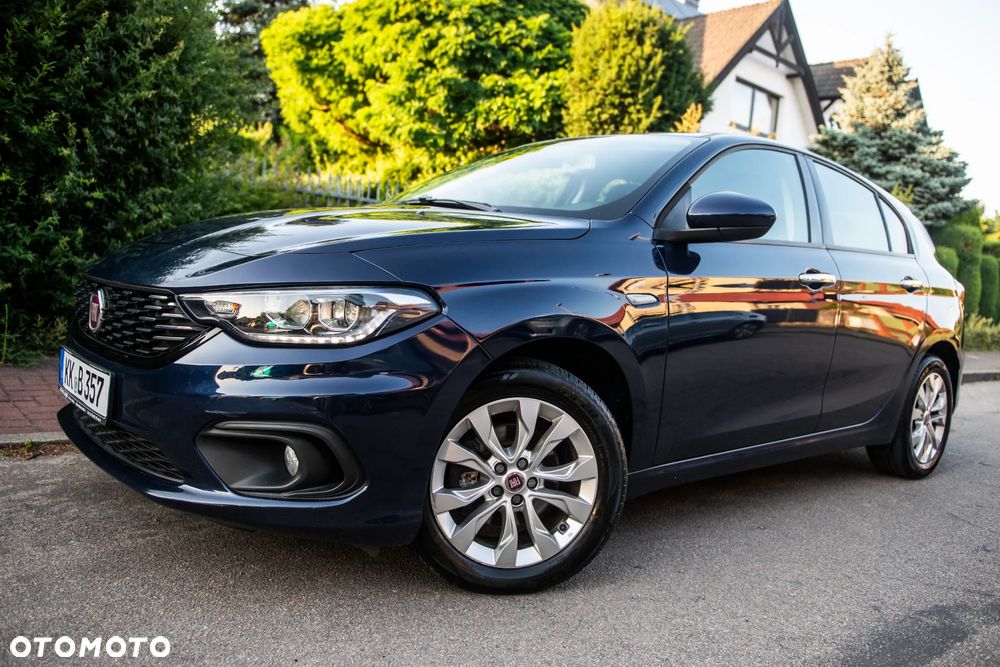 Fiat Tipo 1.4 T-Jet Business Line - 1