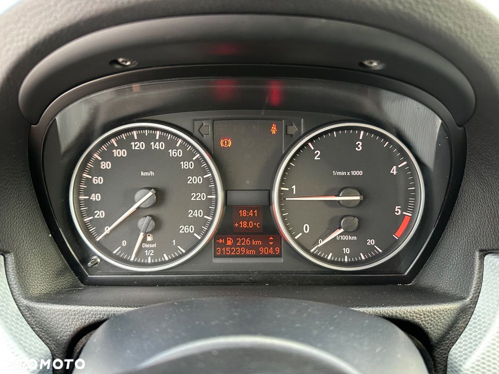 BMW Seria 3 320d DPF Blue Performance Edition Sport - 18