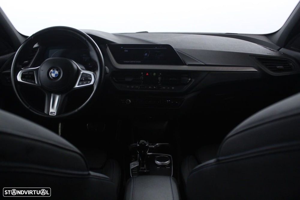 BMW 116 d Pack Desportivo M Auto - 17
