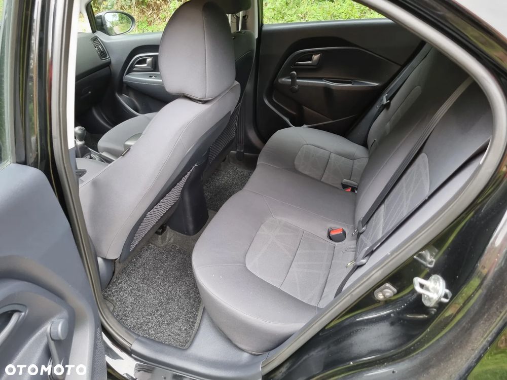 Kia Rio 1.2 S - 8
