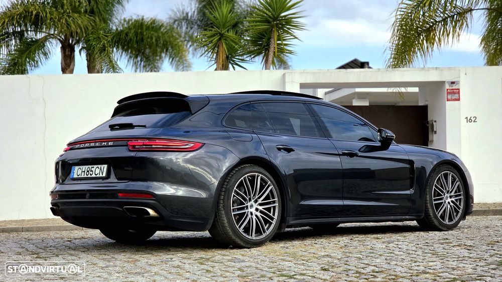 Porsche Panamera Sport Turismo - 13