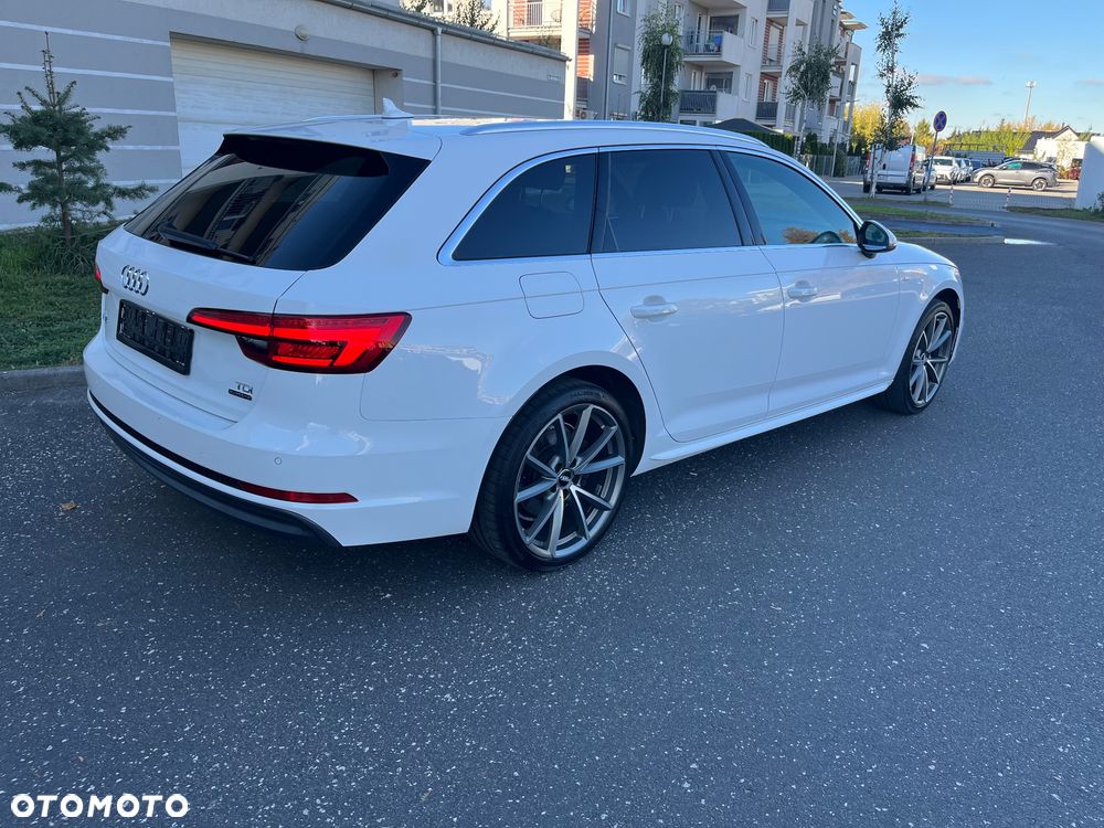 Audi A4 Avant 2.0 TDI S tronic quattro - 14