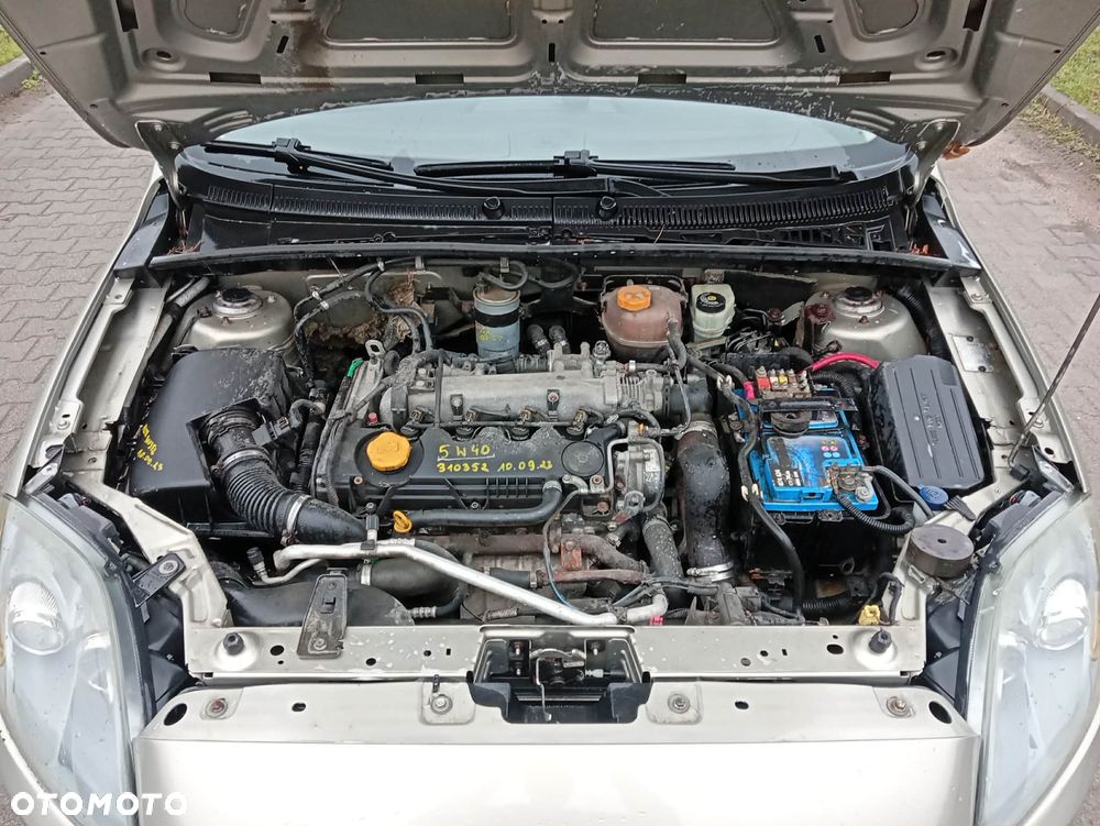 Fiat Croma 1.9 JTD Dynamic - 8