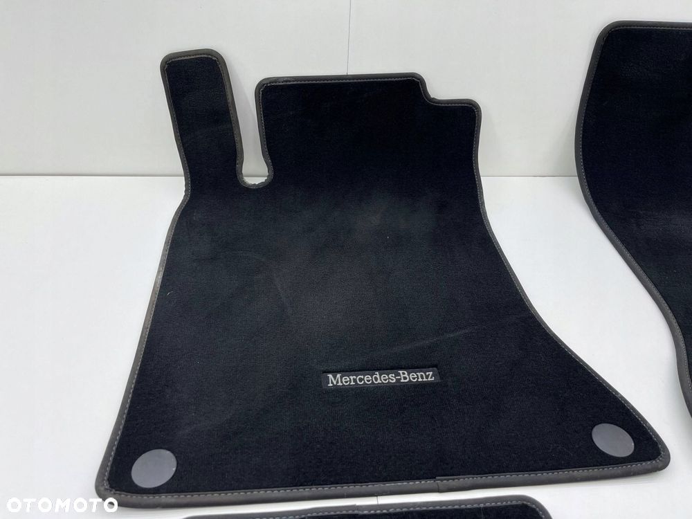 mercedes w246 w176 amg dywaniki welurowe komplet a1176804600 - 4