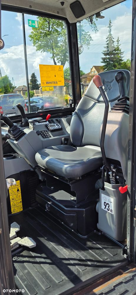 Bobcat <<Bobcat E26, 2021rok, tylko 1400 Mtg, waga 2600 kg, 2 łyżki, sprowadzona>> - 12