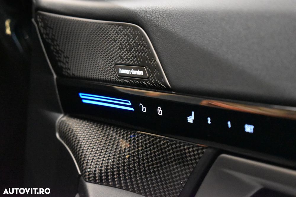 BMW Seria 5 520d Aut. - 28