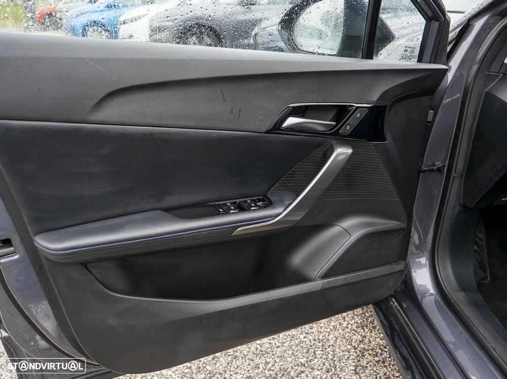 MG MG4 77 kWh Extended Range Luxury - 21