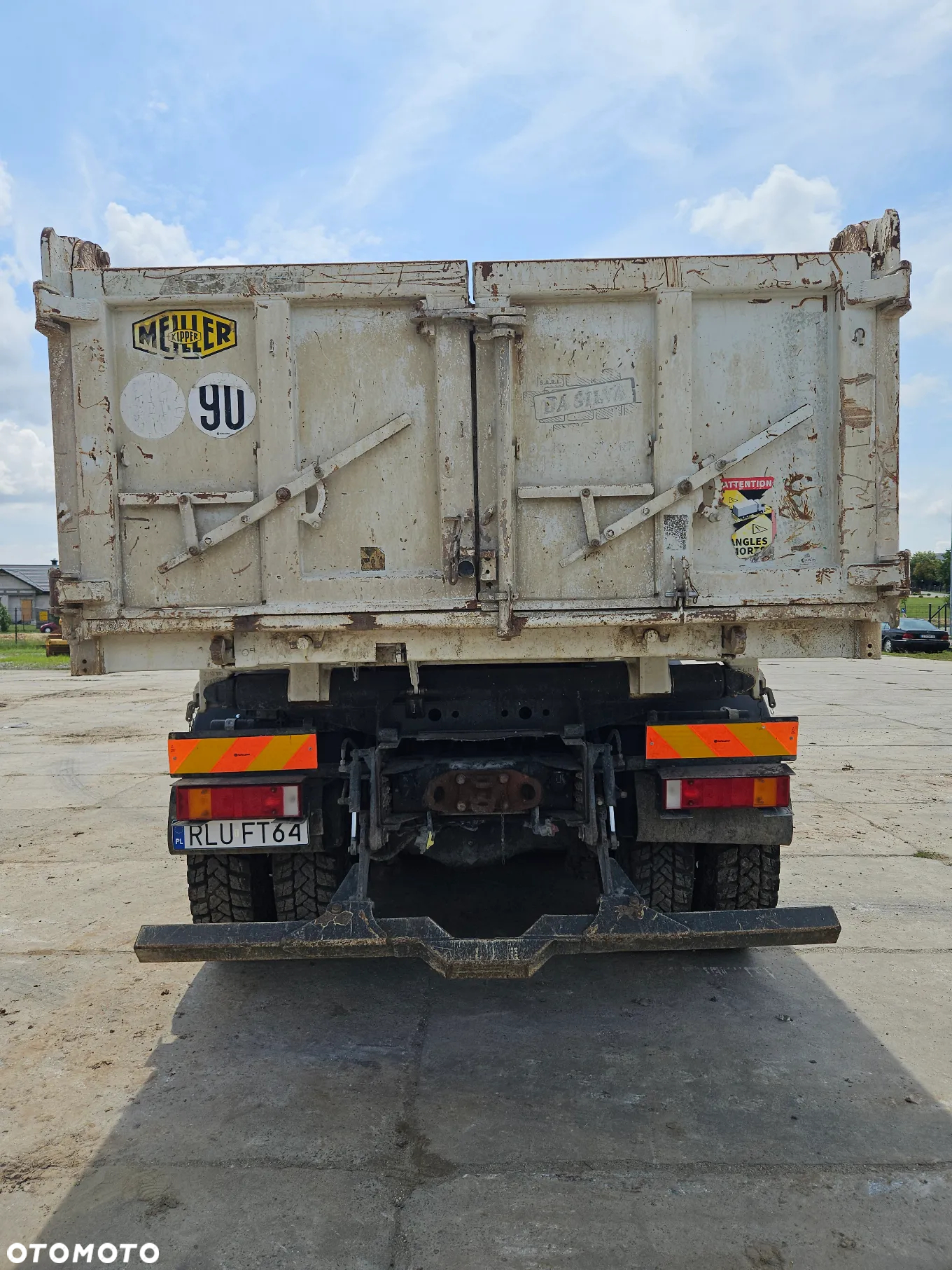 Iveco 440 - 15