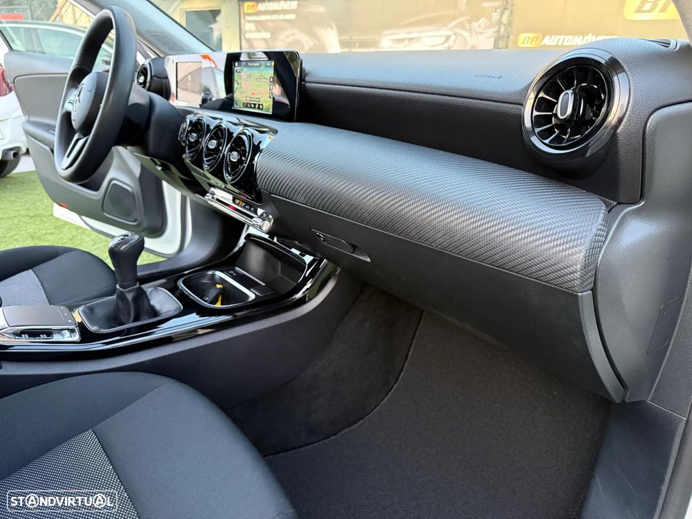 Mercedes-Benz A 200 Progressive - 34