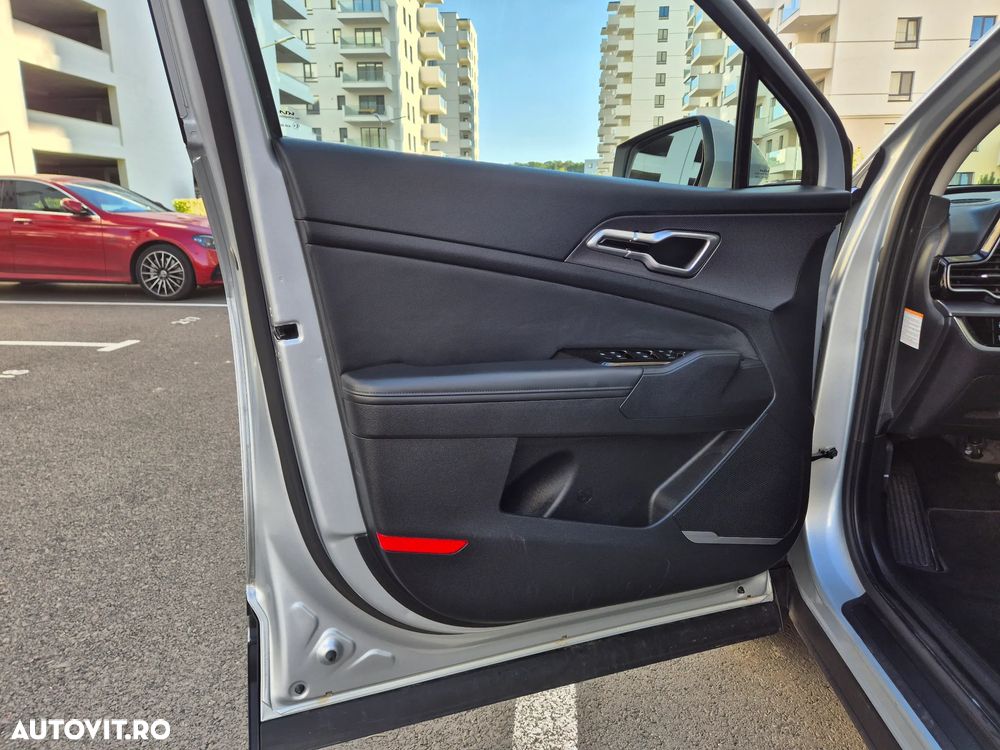 Kia Sportage 1.6 T-GDI HEV 6AT 4x2 Style - 13