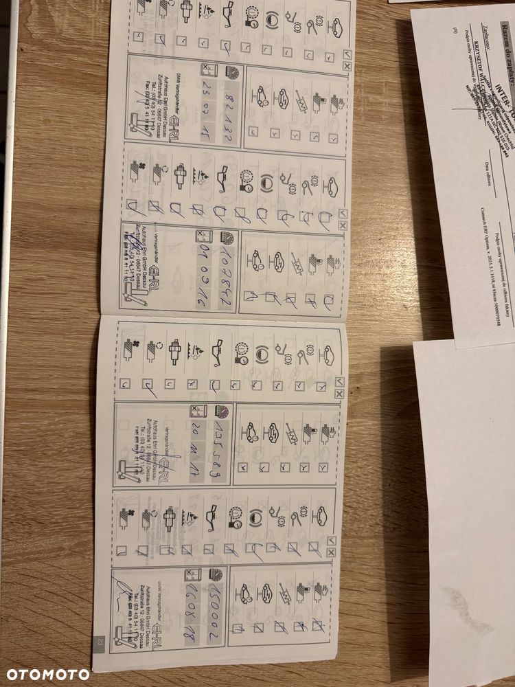 BMW X1 xDrive20i - 30