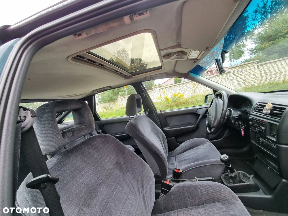 Opel Vectra - 16