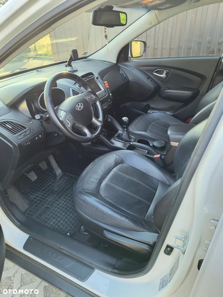 Hyundai ix35 2.0 CRDi Premium 2WD - 8