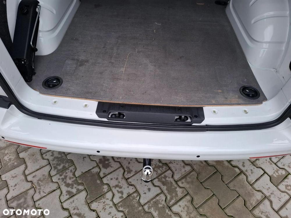Volkswagen Transporter T6 2017 2.0TDI 150KM LONG KLIMA ALUFELGI - 28