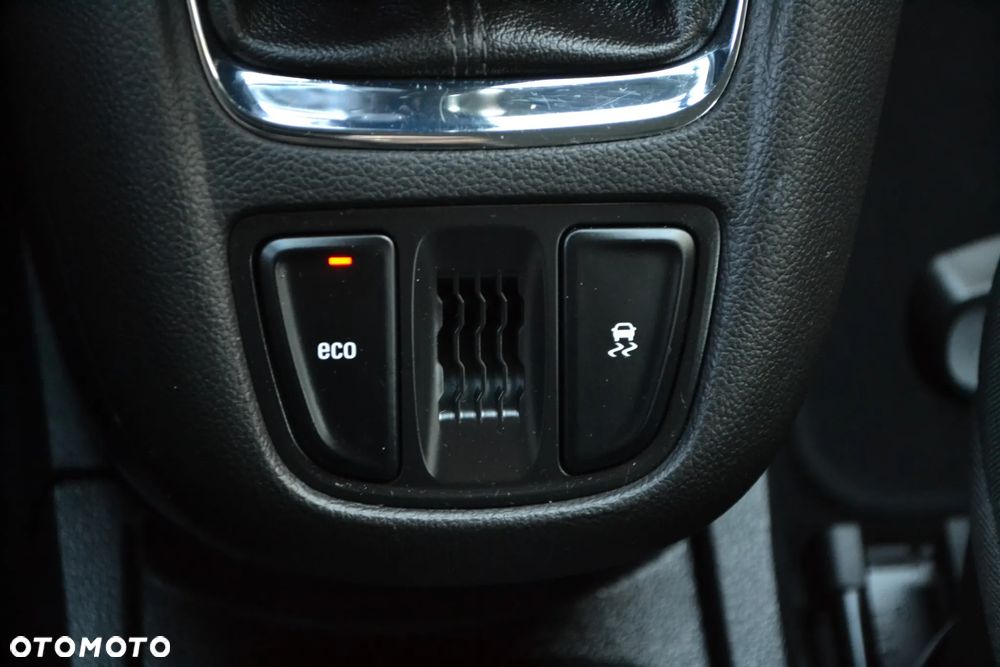 Opel Zafira 1.4 Turbo (ecoFLEX) Start/Stop Active - 18