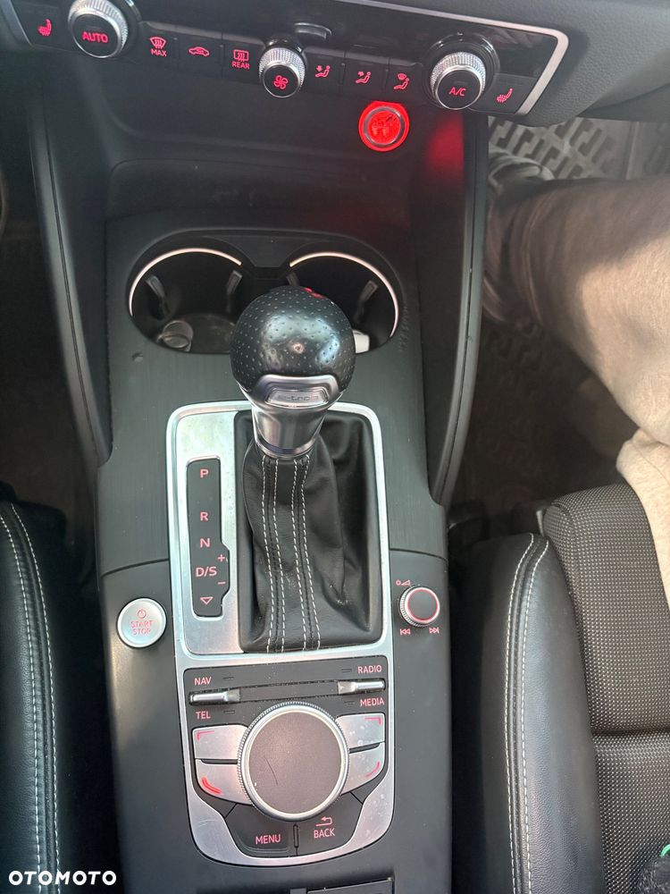 Audi A3 Sportback 1.4 TFSI E-tron Ambition e-S tronic - 10