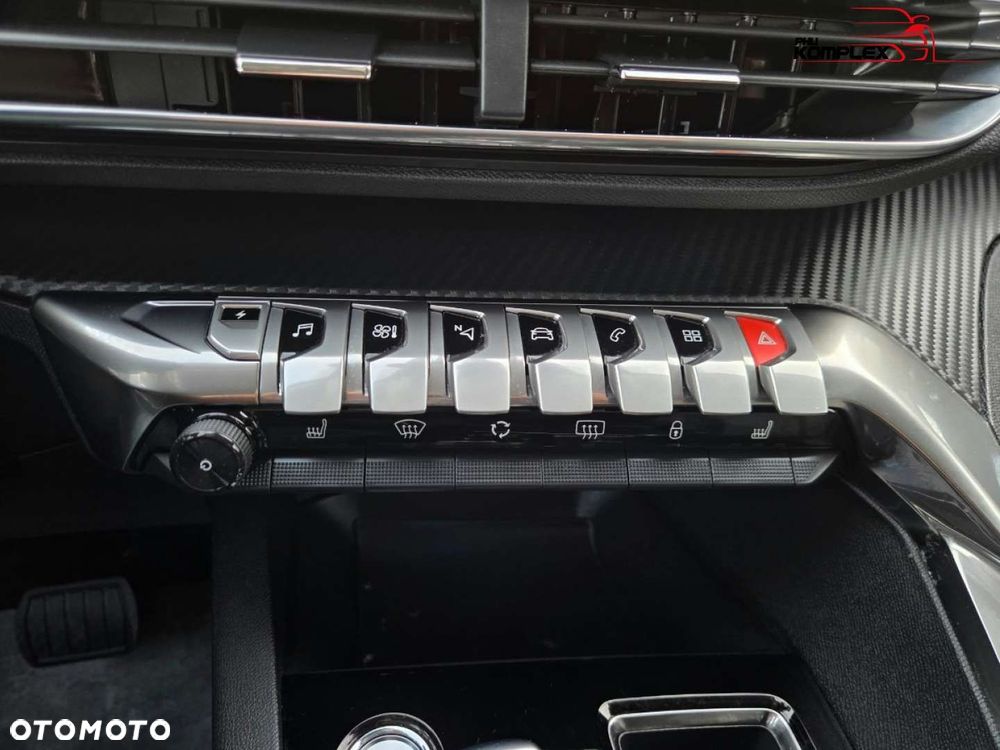 Peugeot 3008 - 19